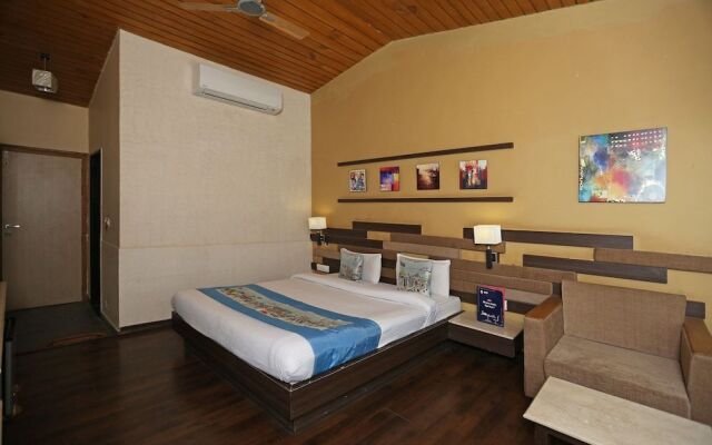 OYO 8600 Hotel Deepali Executive