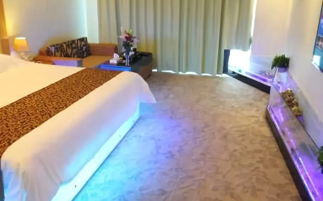 Youth Sunshine Hotel