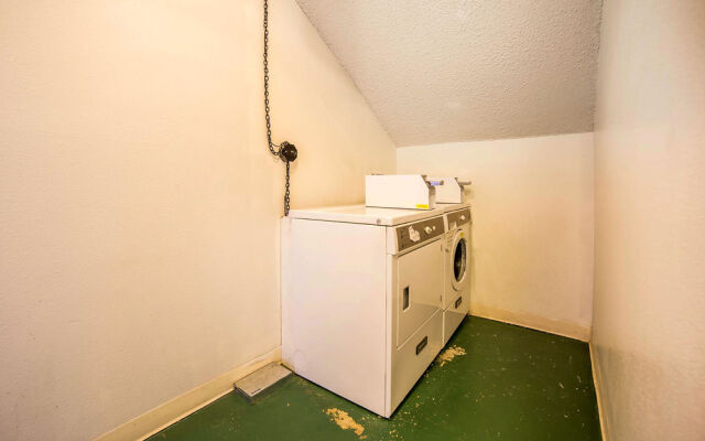 FairBridge Inn & Suites Sunnyside