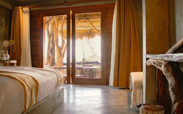 Cabañas Playa Condesa Tulum