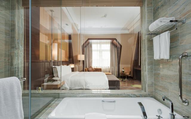 Holiday Inn Qingdao Expo
