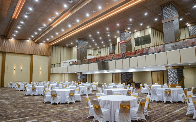 UNS Tower Hotel