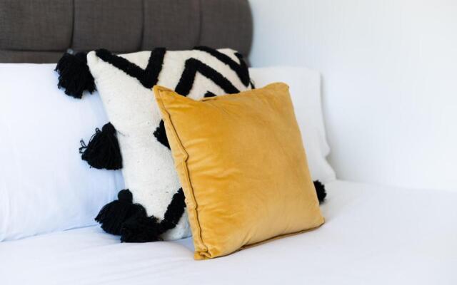 Hilltop House - TV in Every Bedroom!