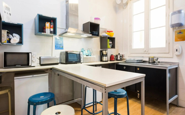 Casa Barcelo Hostel