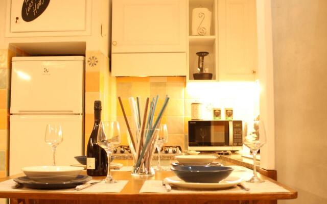 Lory's home near Rome