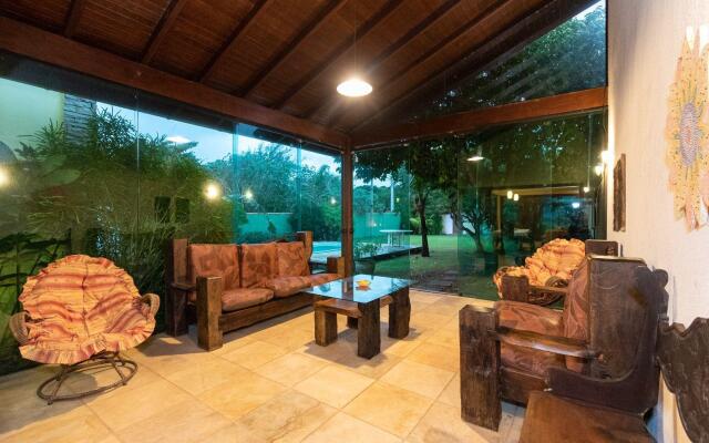 4 Suítes + Piscina e Churrasqueira | 3 Irmãos