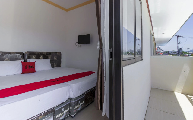 RedDoorz near Sam Ratulangi Airport
