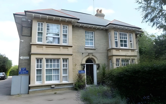 Shelford Lodge