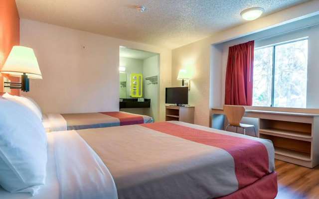 Motel 6 Rowland Heights, CA - Los Angeles - Pomona