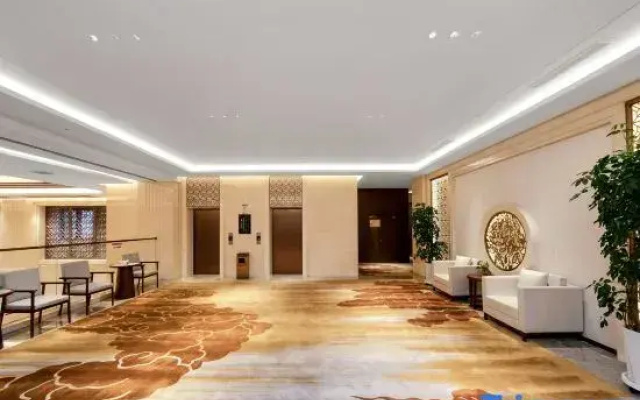 Jianguo Hotel Hinggan
