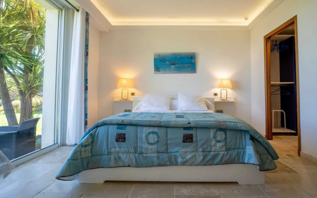 HAVRE DE PAIX" 5 étoiles Prestige jacuzzi, hammam, sauna, PISCINE chauffée Mougins Cannes Grasse