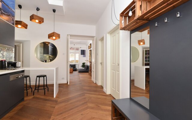 Large Central Apartments Dohány