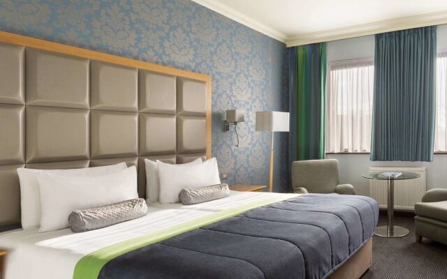 Stratford Manor Hotel