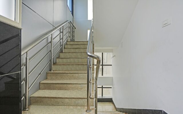 Itsy by Treebo - Purple Suites