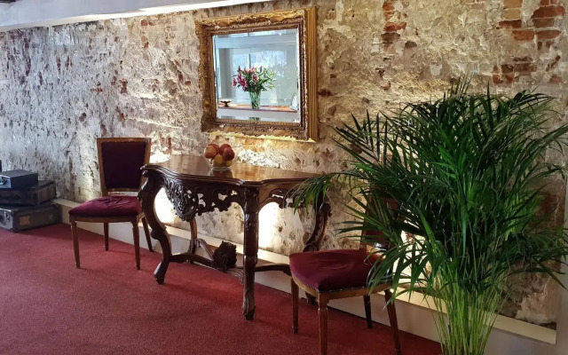 Rembrandtplein Hotel