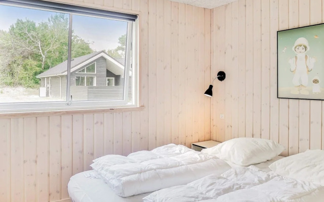 14 Person Holiday Home in Vaeggerlose