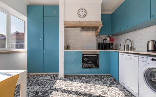 LovelyStay - Sunny 1BDR Apartment W/Terrace