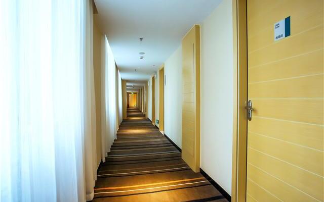 City Comfort Inn Wuzhou Cenxi Mingdu Xincheng