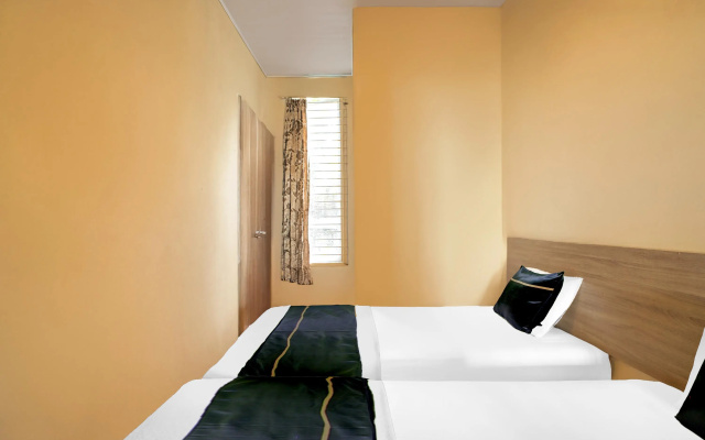 Collection O Bogor Puncak Near Gunung Mas Formerly Villa Bunga Bunga – Guest Rooms – Cisarua