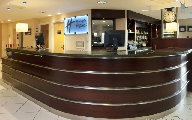 Holiday Inn Express Dunfermline by IHG