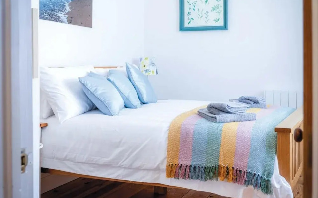 Sea Glass - 2 Bedroom Apartment - Manorbier