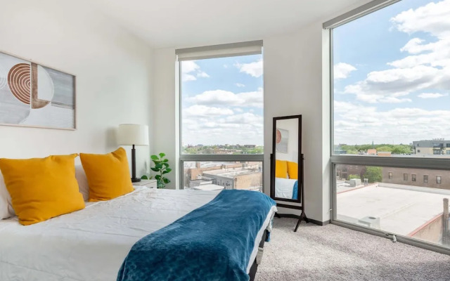 New & Modern  Lux City Escape