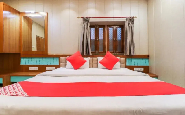Hotel Raghupati By OYO Rooms