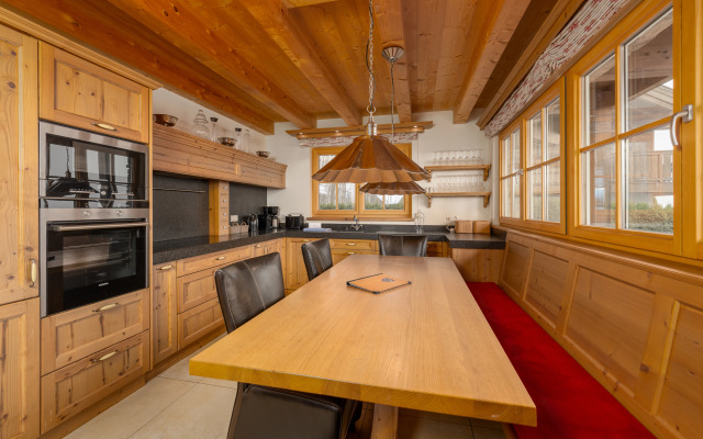 AvenidA Panorama Chalet by Alpin Rentals