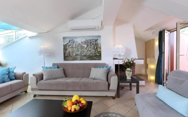 Penthouse von Gloeden