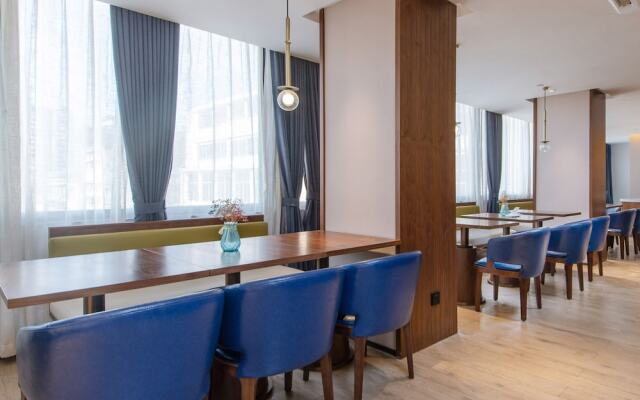 Foshan Xinxuangong Hotel