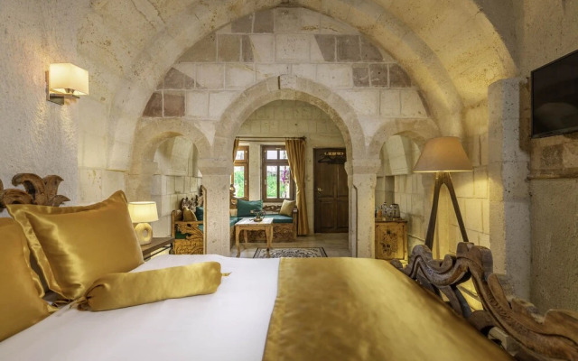 Helen Cave Suites