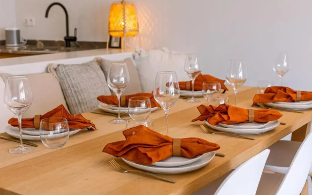Luxurious renovated apartment on top location in Knokke