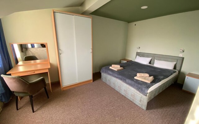 Hotel Balkan Highway