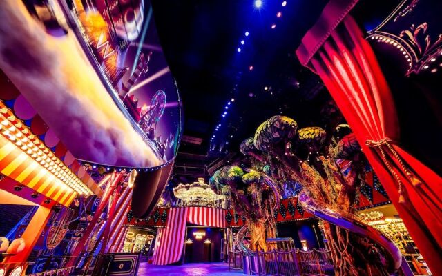 Art Paradiso, Paradise City