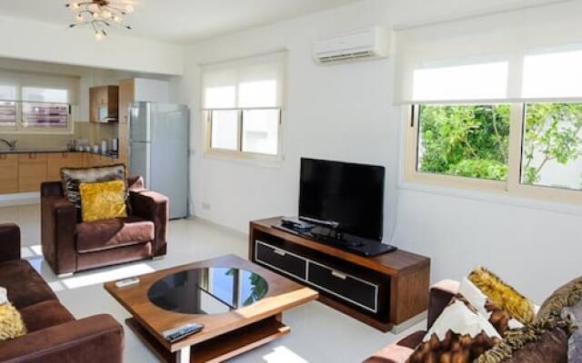 Rent Private Villa 015