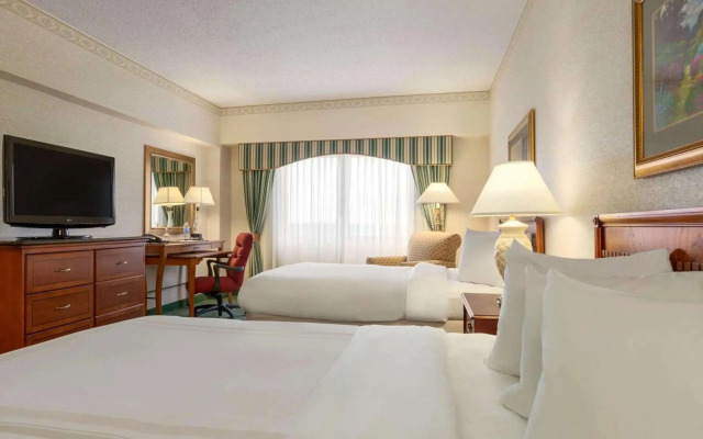 Radisson Hotel Cedar Rapids