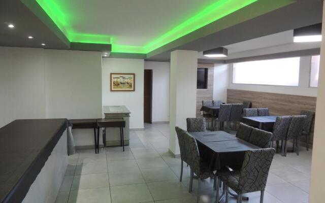 Casa Nostra Hotel