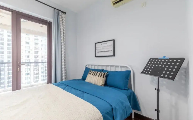 Locals Boutique Apartment Huafa Plaza 35