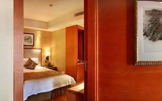 Warm Island Lake Resort Hangzhou