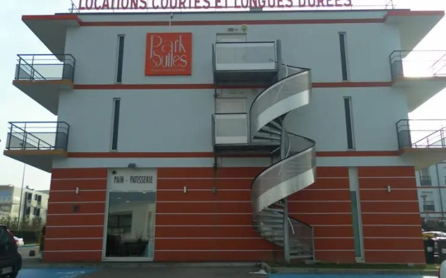 Park & Suites Confort Saint Priest en Jarez