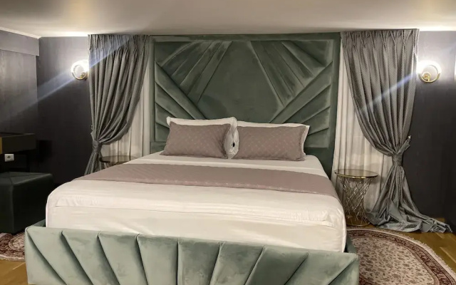 City Center Hotel