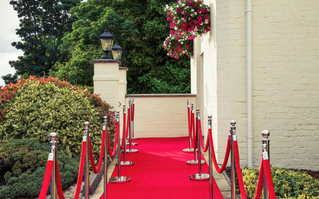 Mercure Gloucester Bowden Hall Hotel