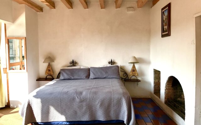 Hotel Los Arcos
