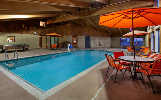 AmericInn by Wyndham Iron River