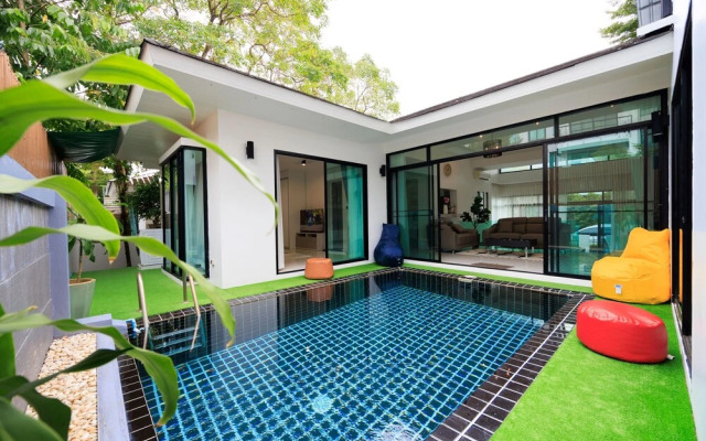 Pool villa at Kamala Regent by Lofty