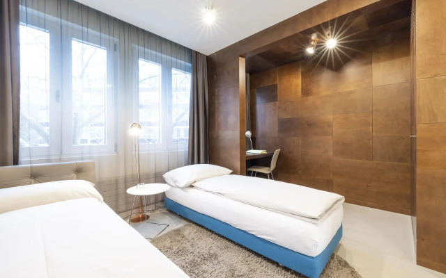 EMA House Hotel Suites