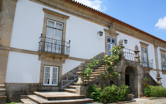 Casa Dos Pombais