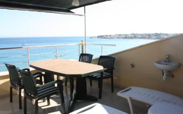 Seaside Apart Hotel