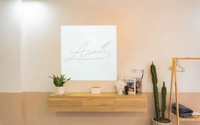 Aimee House - Pham Hong Thai