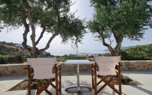 Philyra hotel